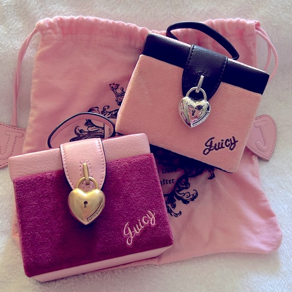 Meet your Posher, Jessica🩷 - Picture 5 of 10